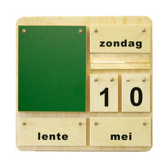 Houten Kalender – Creatieve en interactieve kalender die overzicht en planning ondersteunt voor senioren.