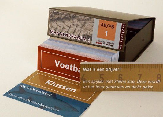 Mannenvragen 1 – Uitdagend vragenspel met 240 vragen, speciaal voor oudere mannen om het geheugen te stimuleren.